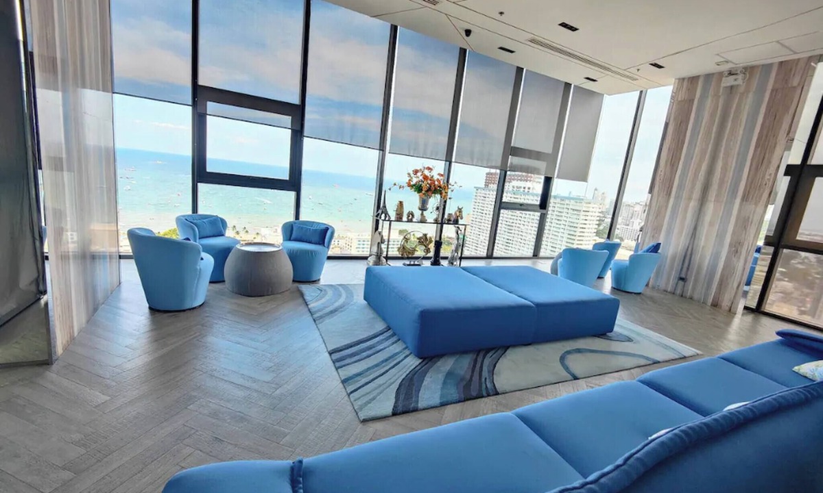Central Pattaya Apartment | Exclusive Sea View 2 Bed Room High Floor 2 Balcony