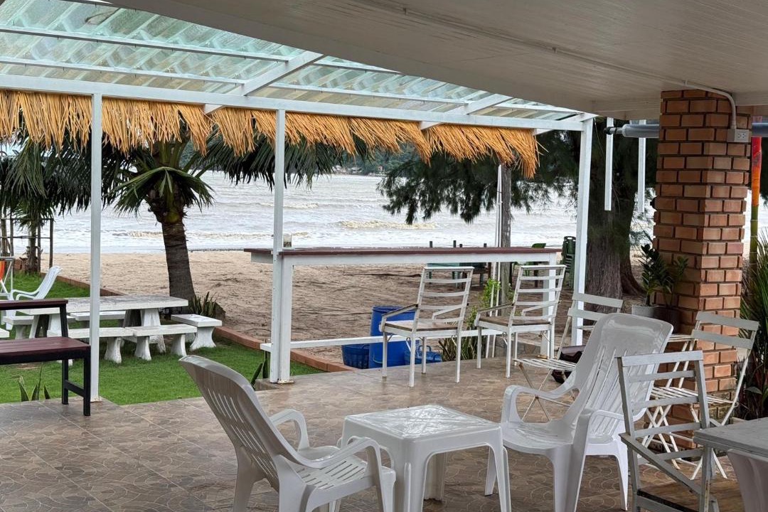 Laem Sing Resort | The retreat Beach