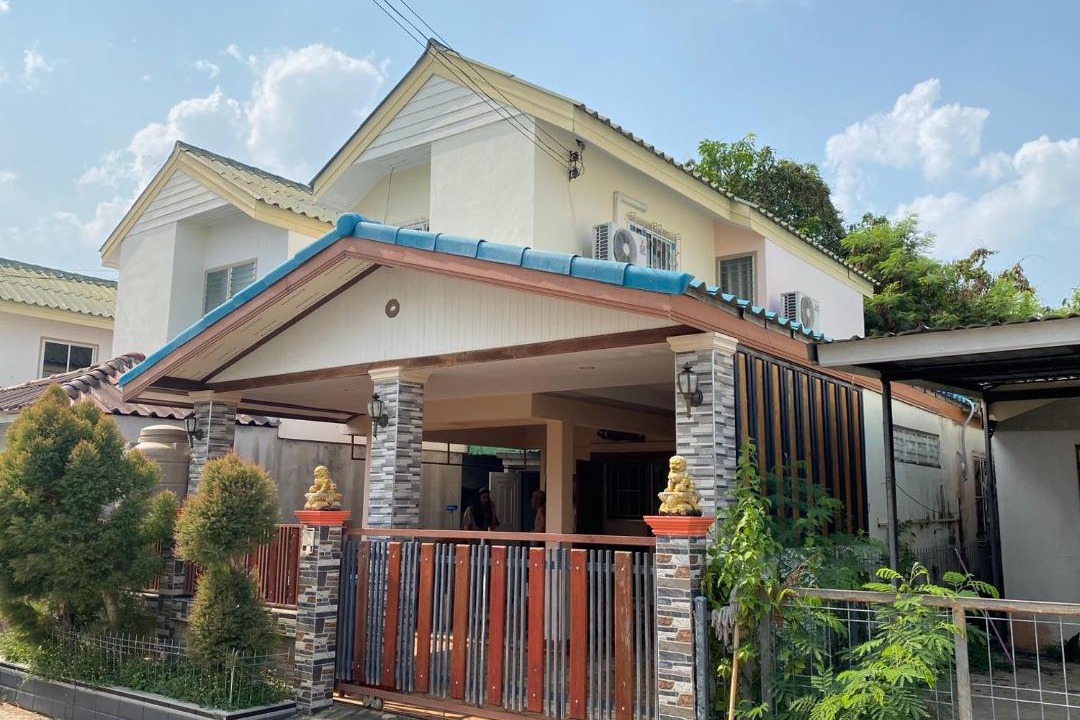 Chum Het House | Buriram Cozy Home