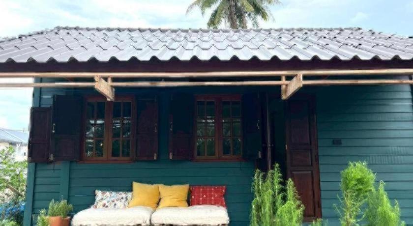 Pak Nam Pran Resort | Pranberry Earth