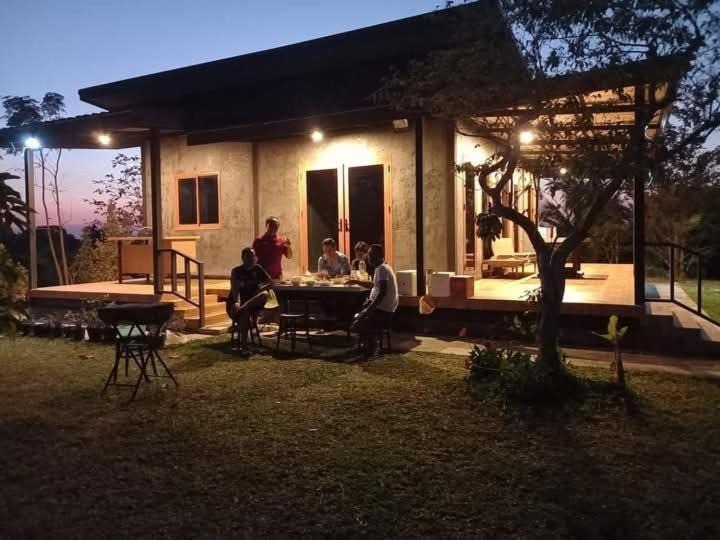 Sam Chuk House | Paipin Homestay Cozy Home Near Bangkok