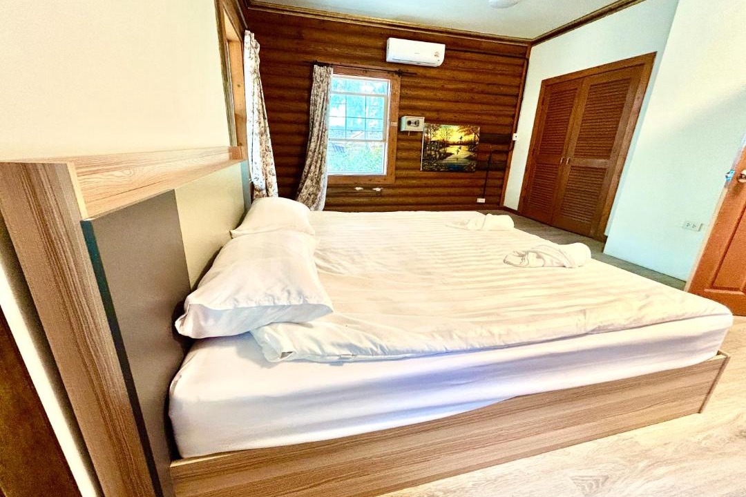San Kamphaeng House | The Log of Paradis