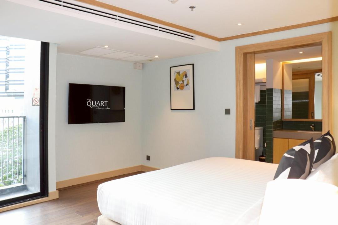 Ploenchit Hotel | The Quart Ruamrudee by UHG