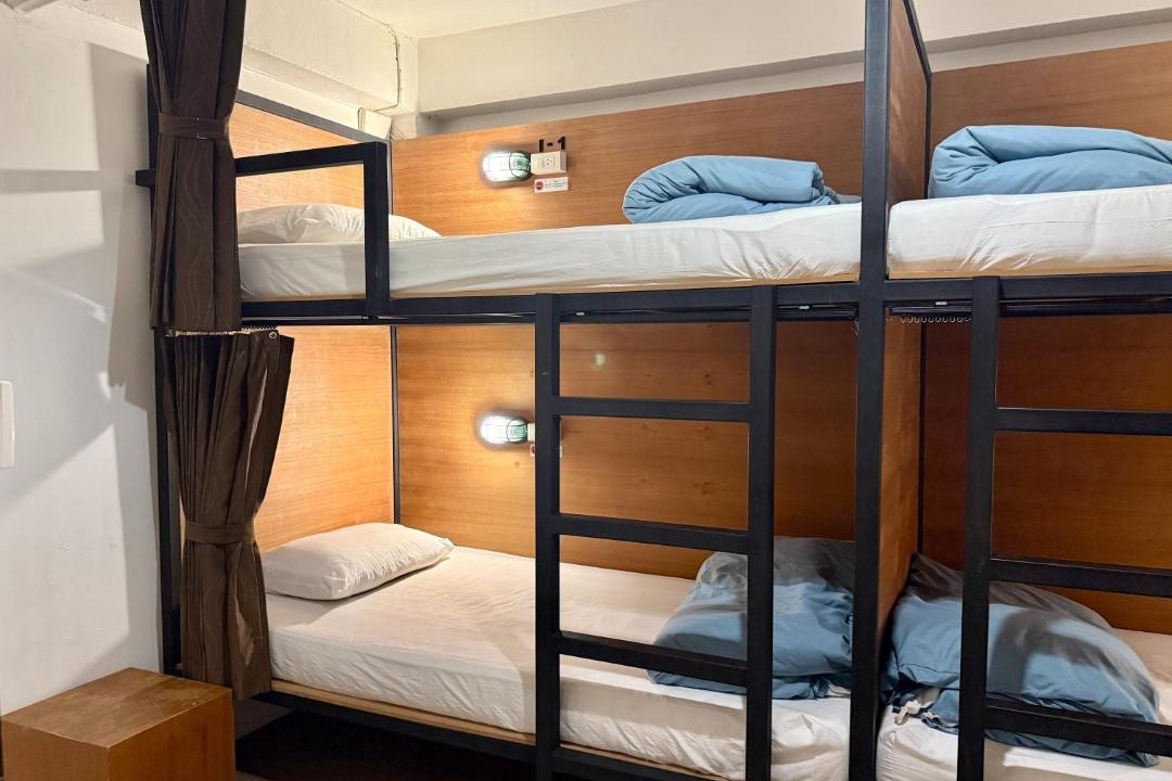 Wua Lai Hostel | Lazy Gibbon 2 Chiang Mai - Haiya