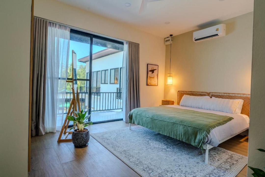 Thong Sala Villa | Villa Srithanu Pearl- 3 Bedrooms Families only