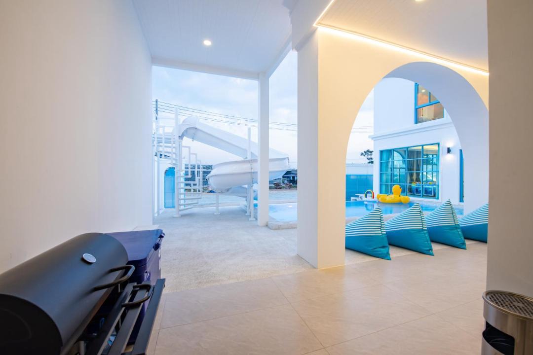 Samut Sakhon Villa | Blue Tierra Pool Villa Pattaya