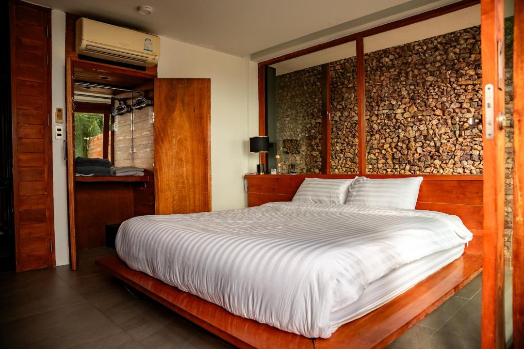 Hin Hong Villa | Villa Amrita - Oceanfront Villa with Private Beach