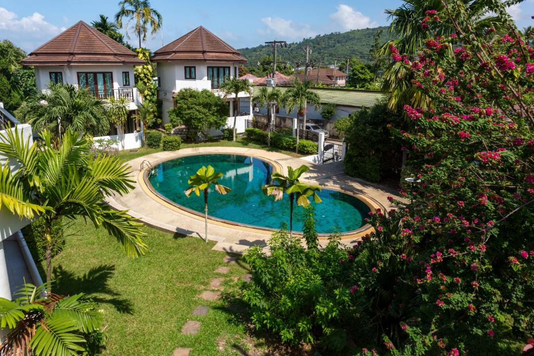 Bophut Hills Villa | Cozy design house with Swimmingpool and Garden Esrah Home