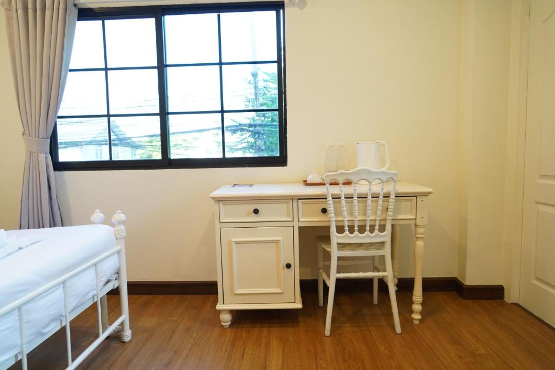 Samsen Nok Hotel | RQ Opsian Ratchada Service Apartments