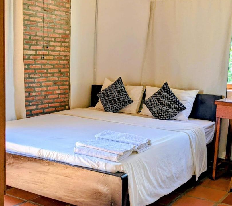 Chamkar Mon Hotel | YK Art House & Bong Bonlai Vegan