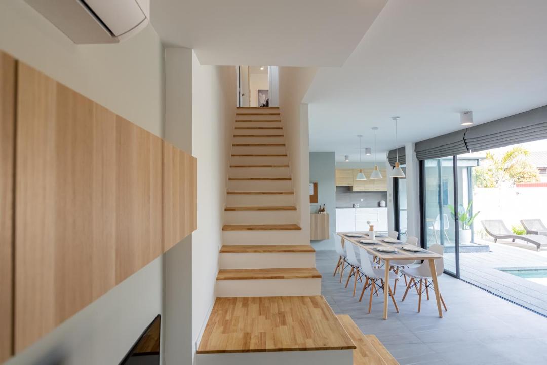 Ban Waen Villa | AURA STAY-Luxury Private Pool Villa walk to Kad Farang