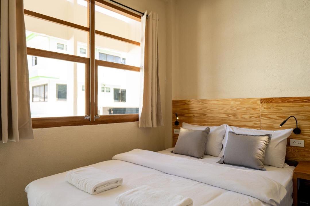 Ayutthaya Apartment | Yimwhan House 03, Chao Phrom Market Pier