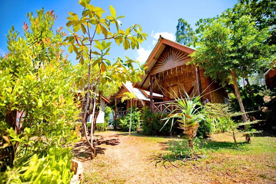 Ko Lanta House | O k Chawkoh Bungalow