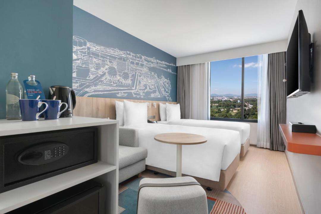 Noen Phra Hotel | Holiday Inn Express Rayong