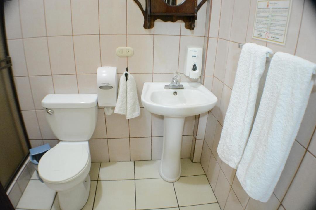 Chinandega Hotel | Hotel Los Balcones de Chinandega