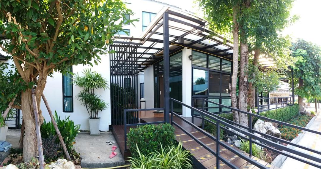 Phitsanulok Hotel | Areena Hotel Phitsanulok