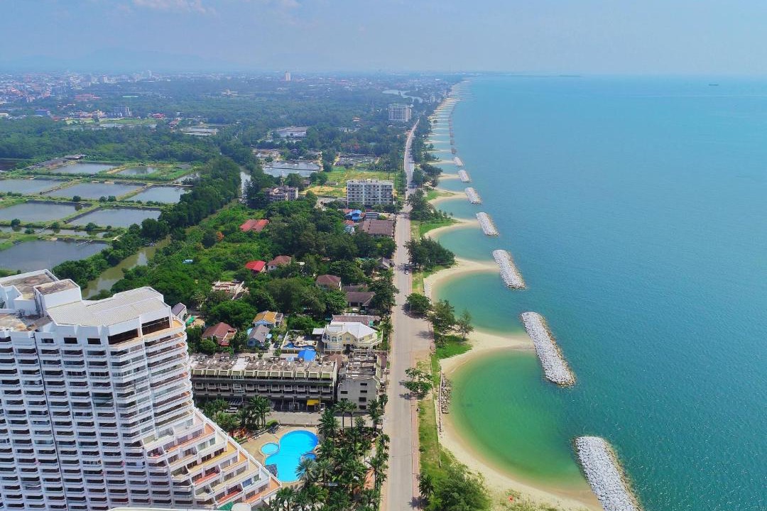 Noen Phra Resort | PMY Beach Resort