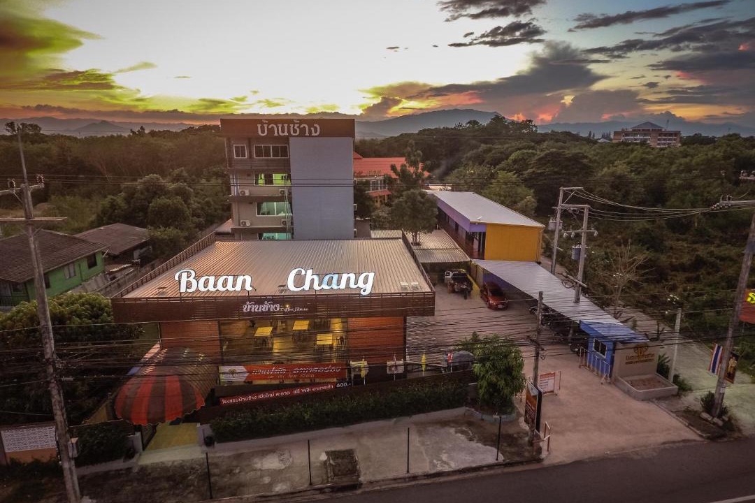 Tak Hotel | Baan Chang Hotel & Coffee House