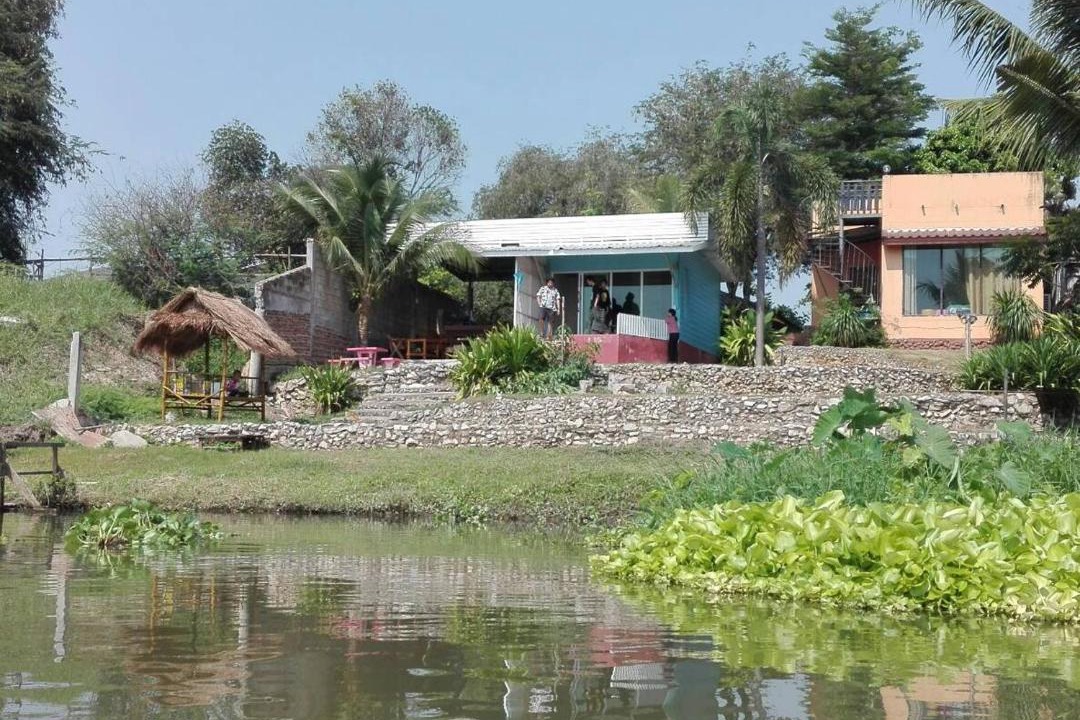 Kamphaeng Phet Hotel | Baan Din Baramee Resort
