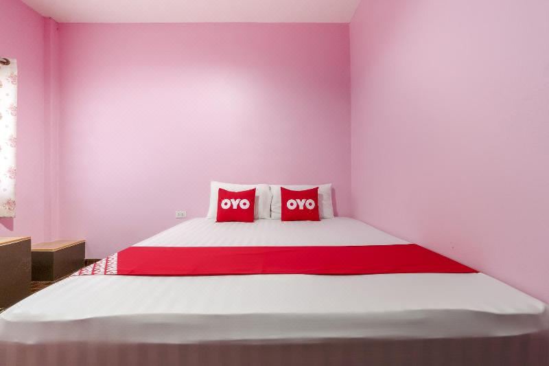 Photo of Bedroom in Pong