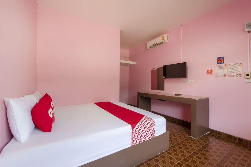 Photo of Bedroom in Pong