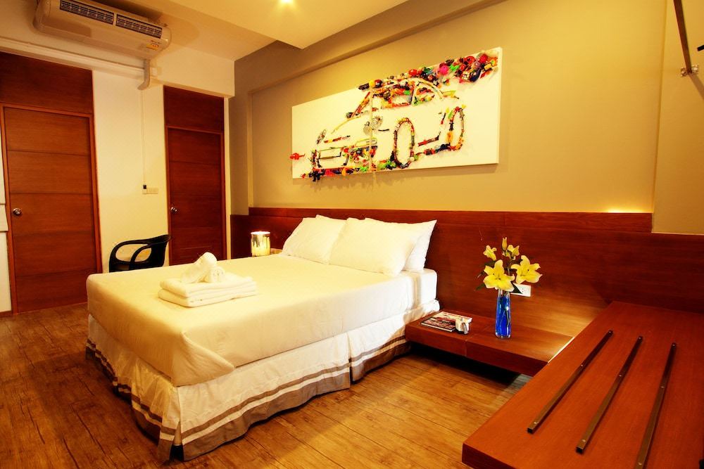 Photo of Bedroom in Khlong Kluea