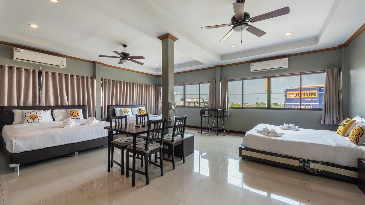 Photo of Bedroom in Racha Thewa