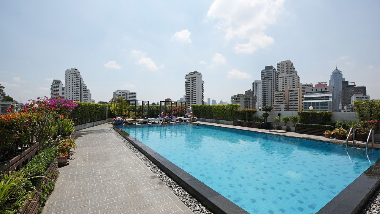 Photo of Outdoor in Khlong Toei Nuea