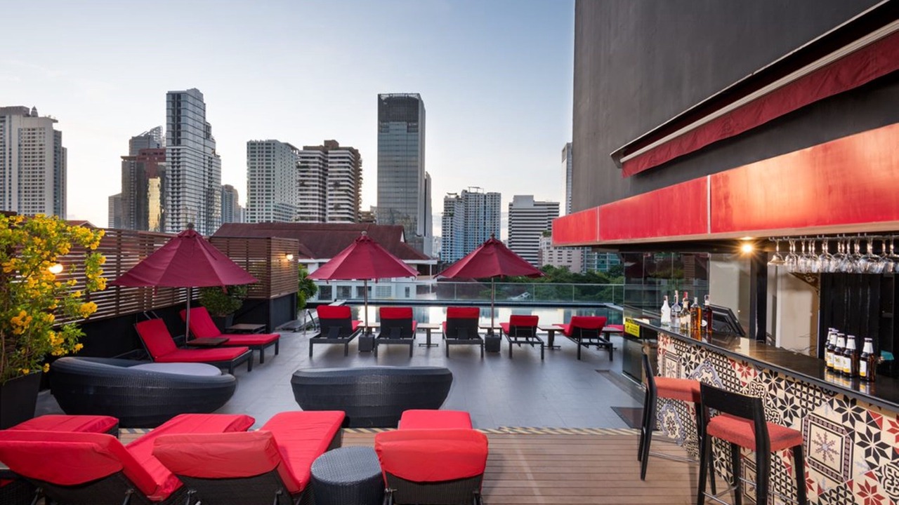 Photo of Outdoor in Khlong Toei Nuea