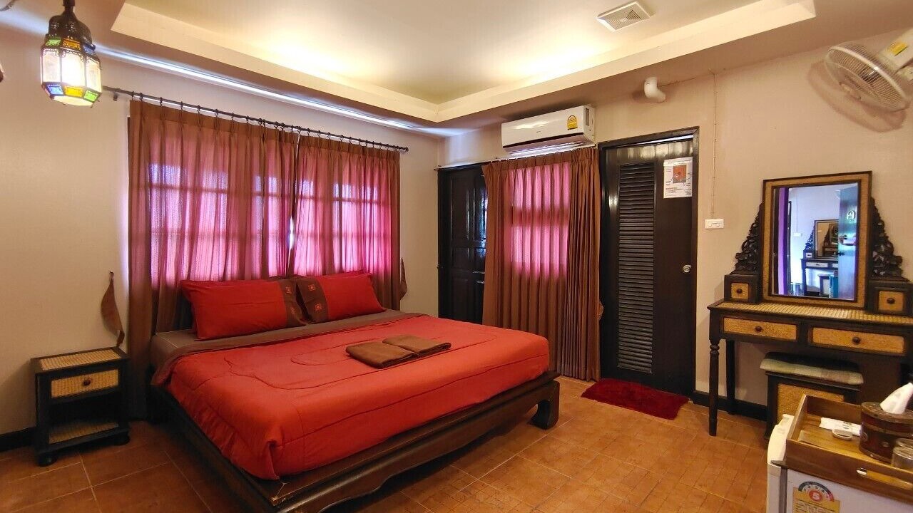 Photo of Bedroom in Wua Lai
