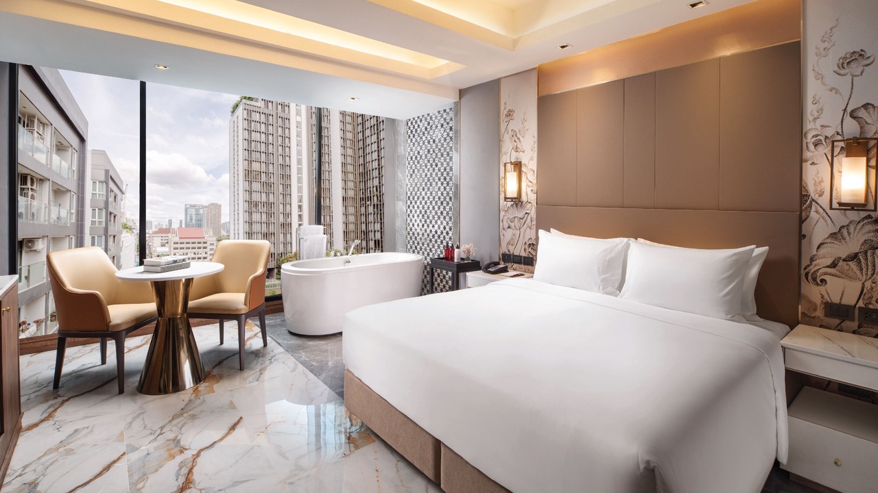 Photo of Bedroom in Khlong Toei Nuea