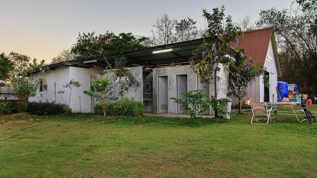 Photo of Outdoor in Khanong Phra