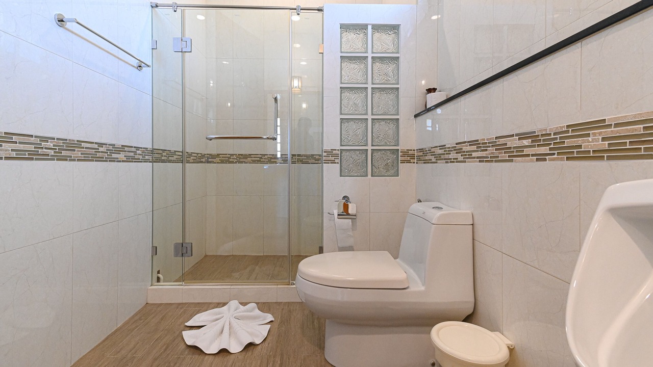 Photo of Bathroom in Tha Khoei