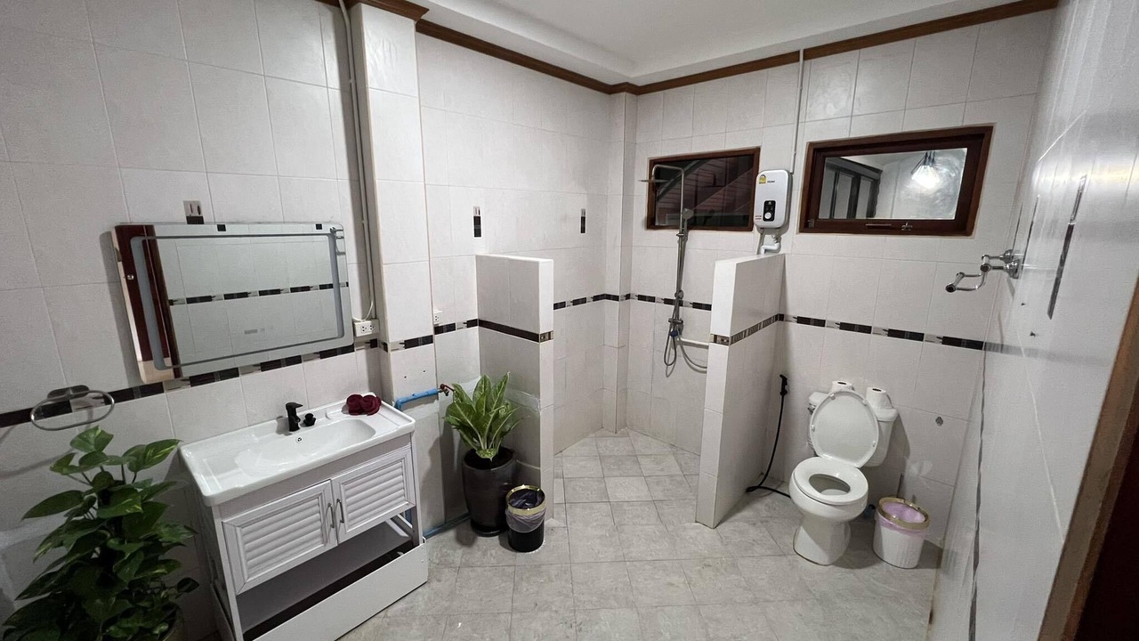 Photo of Bathroom in Haad Yao