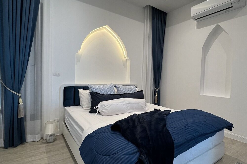 Photo of Bedroom in Si Sunthon
