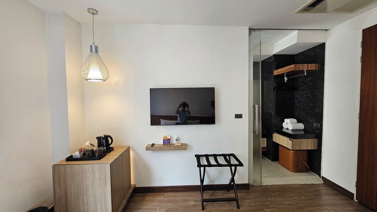 Photo of Bedroom in Khlong Toei Nuea