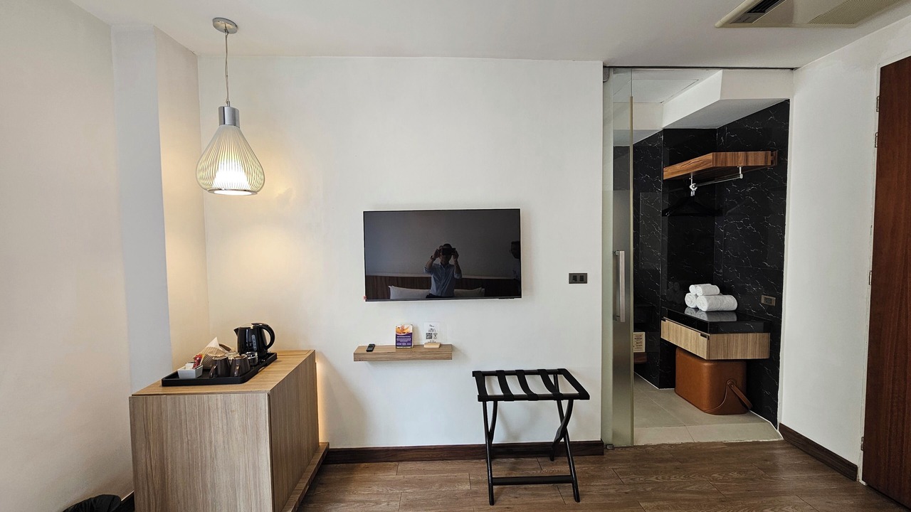 Photo of Bedroom in Khlong Toei Nuea