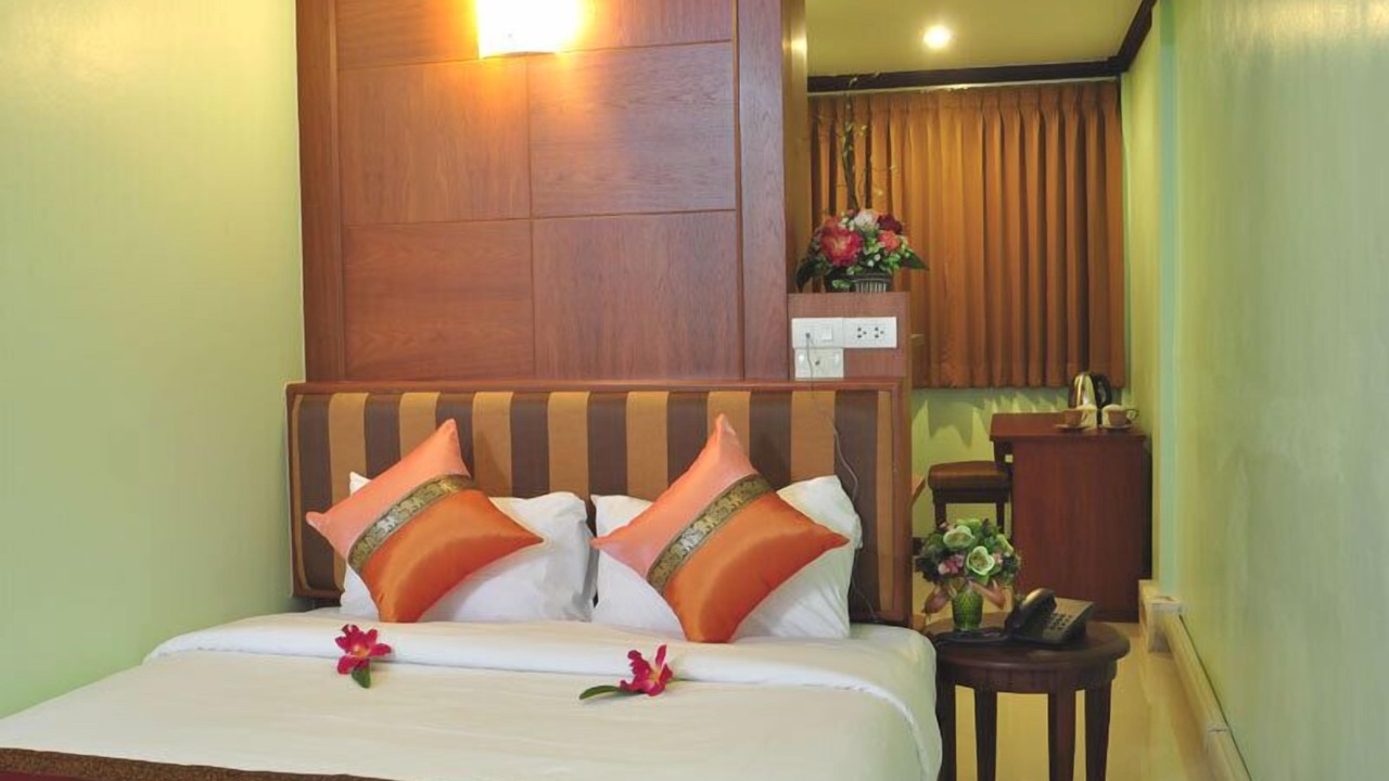 Photo of Bedroom in Khlong Toei Nuea