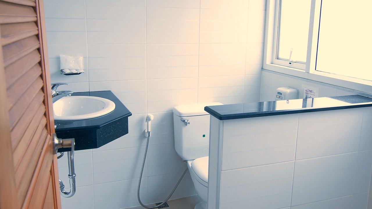 Photo of Bathroom in Khlong Toei Nuea