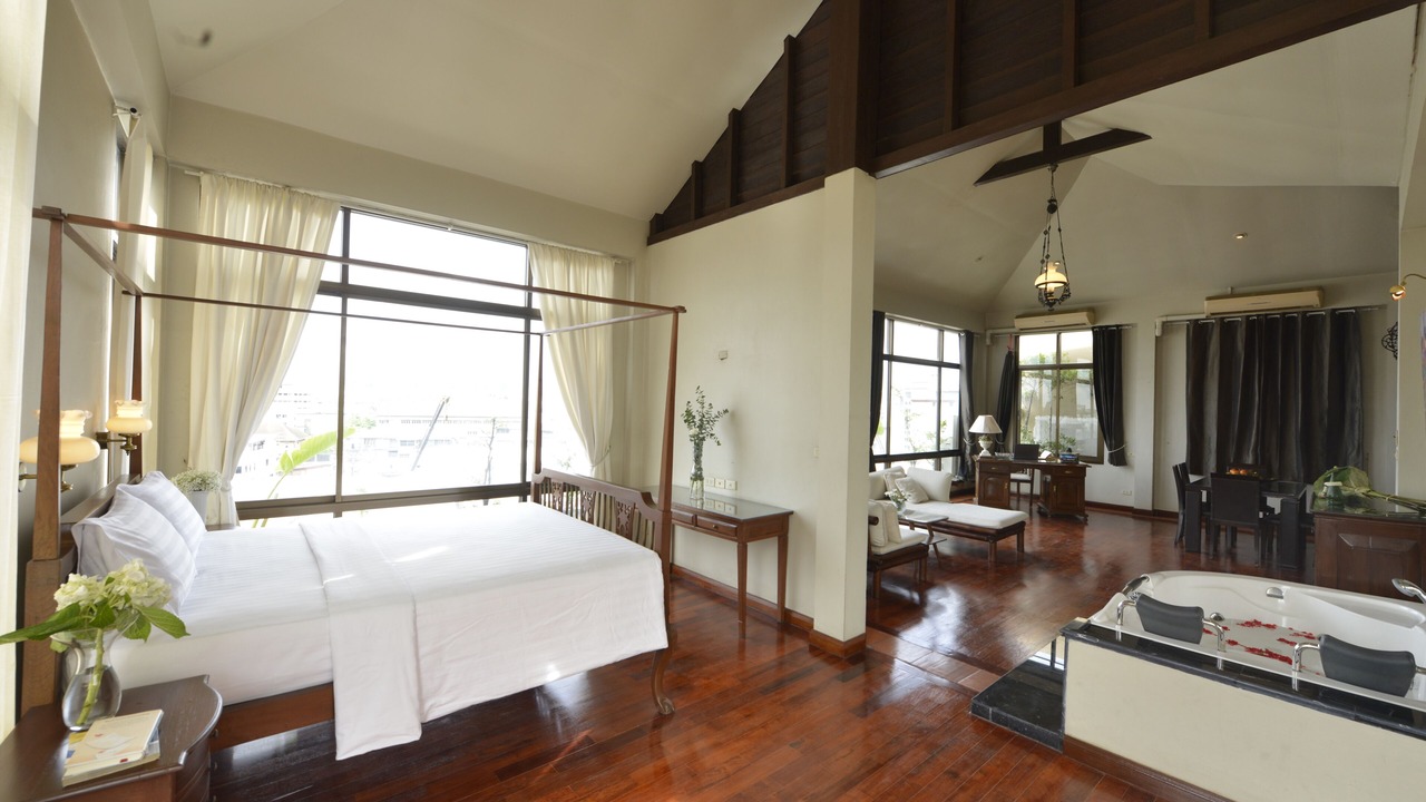 Photo of Bedroom in Phra Nakhon