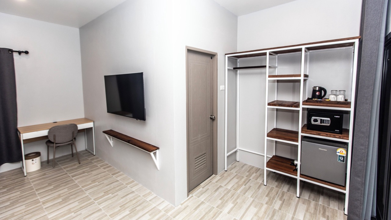 Photo of Bedroom in Haad Yao