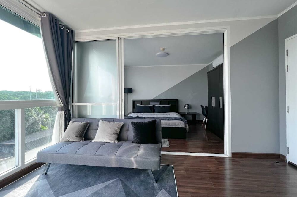 Photo of Livingroom in Talat Nuea