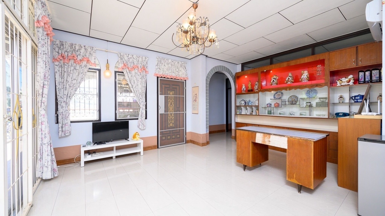 Photo of Livingroom in Talat Nuea