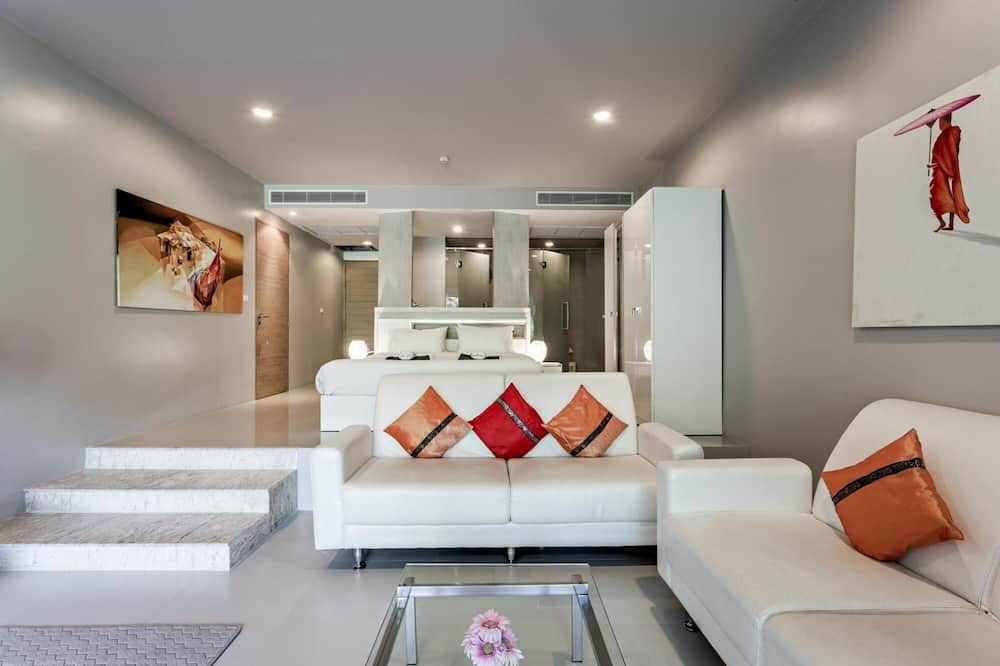 Photo of Livingroom in Karon