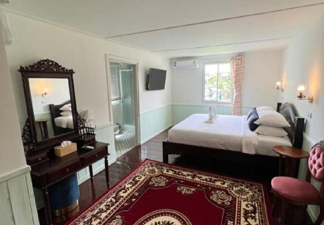 Photo of Bedroom in Wat Bowon Niwet