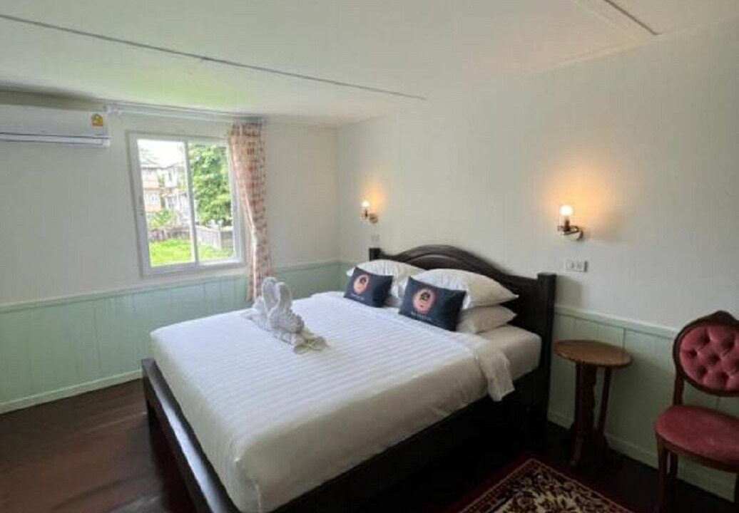 Photo of Bedroom in Wat Bowon Niwet