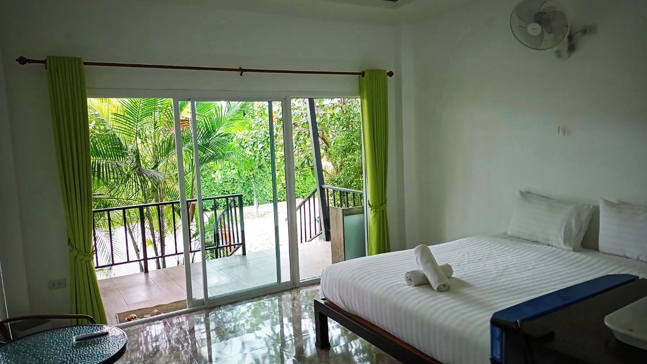 Photo of Bedroom in Sam Roi Yot