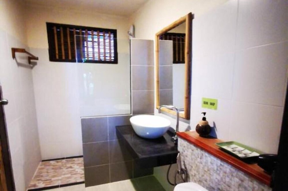 Photo of Bathroom in Ko Lanta