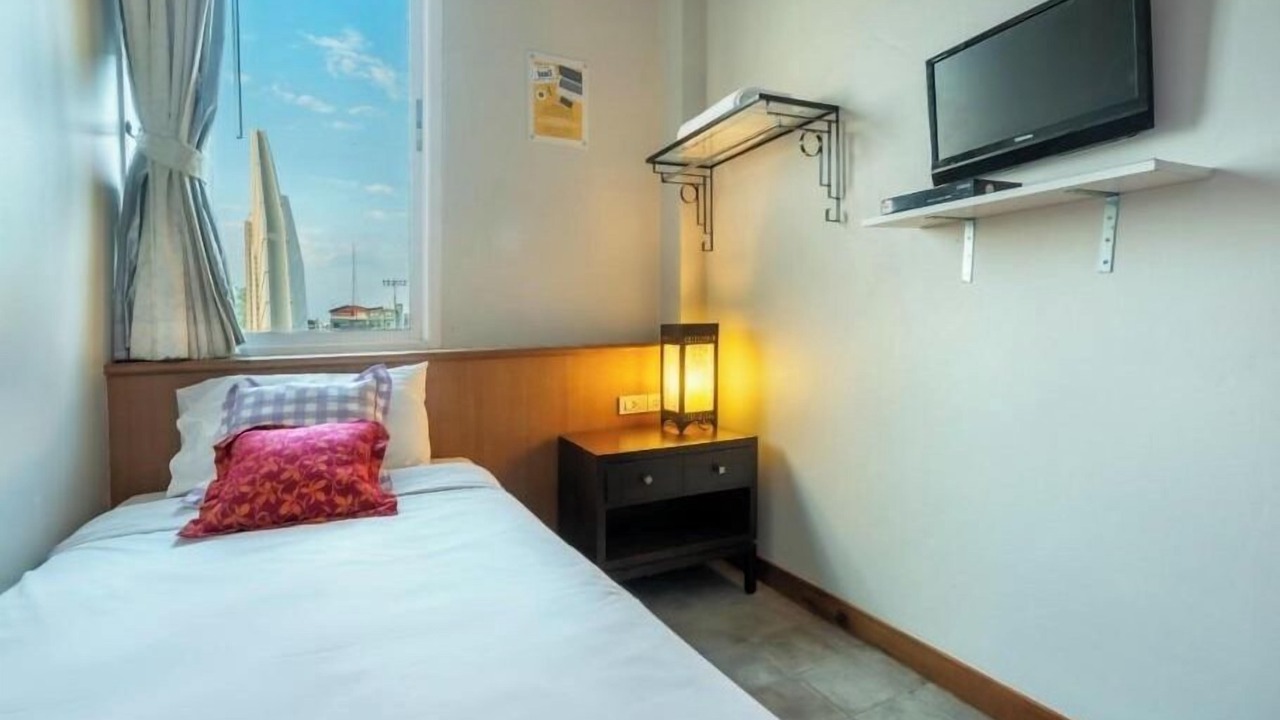Photo of Bedroom in Wat Bowon Niwet