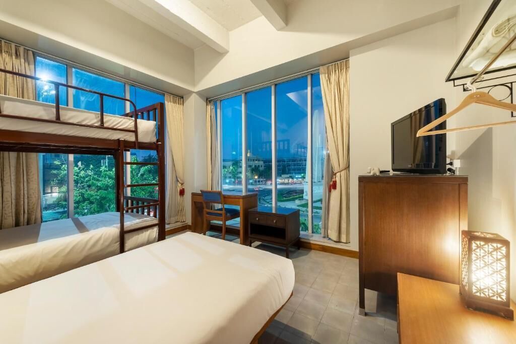 Photo of Bedroom in Wat Bowon Niwet
